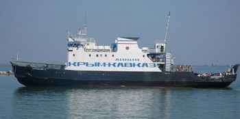 Паромная переправа из Керчи в Россию закрыта