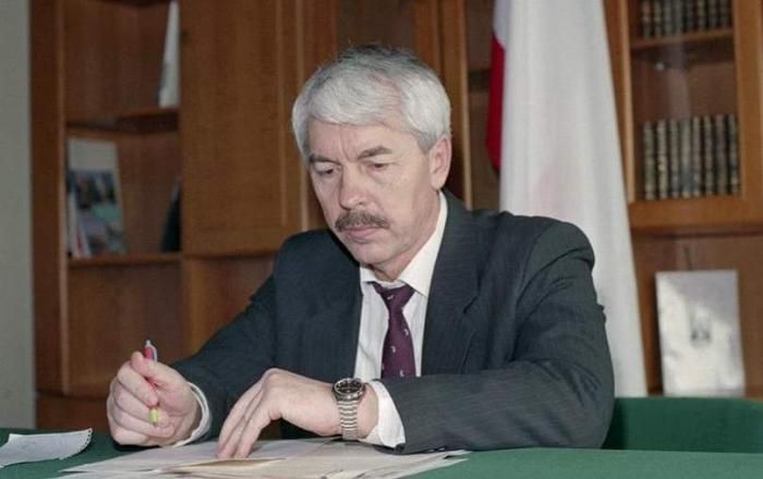 Памяти первого крымского президента Юрия Мешкова