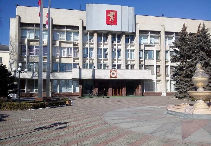 Керченским санитаркам отменили льготы на проезд в муниципальном транспорте