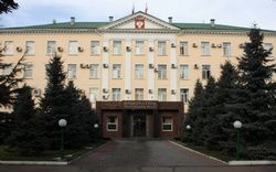 Прокуратура начала проверку по факту низких доплат медикам в Керчи